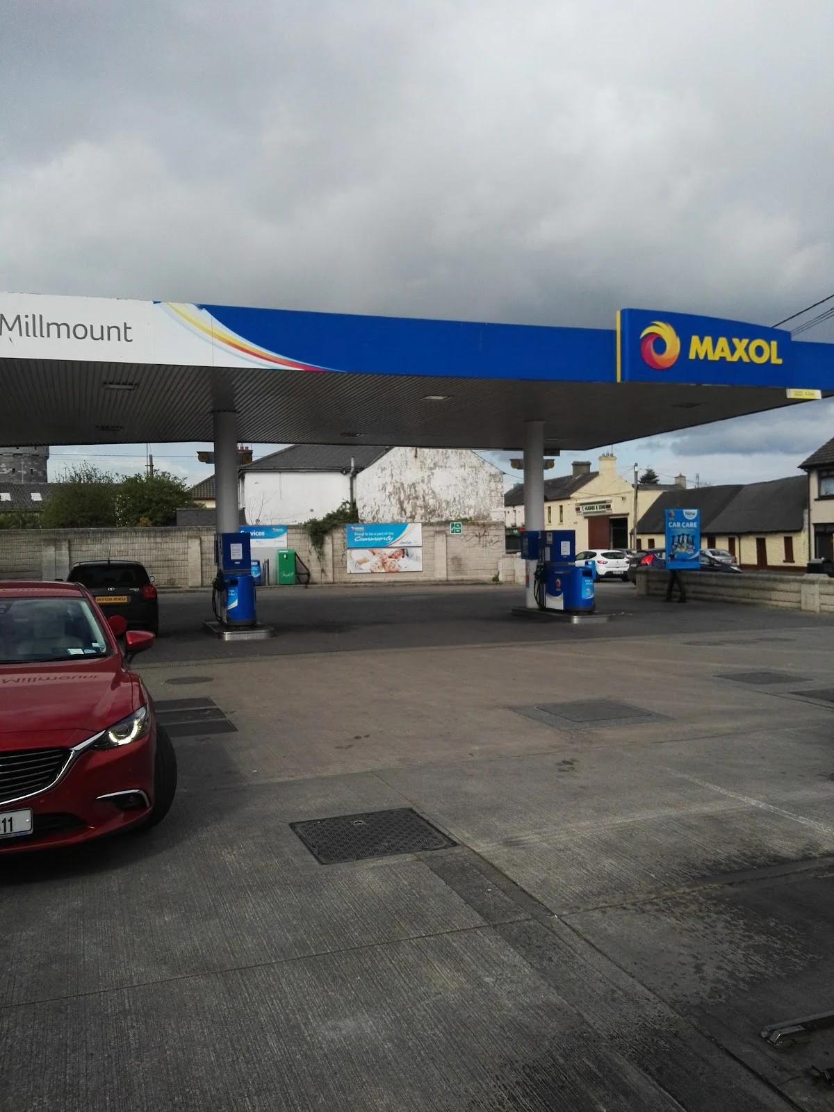 Maxol Service Station Millmount, car wash in Drogheda, Louth
