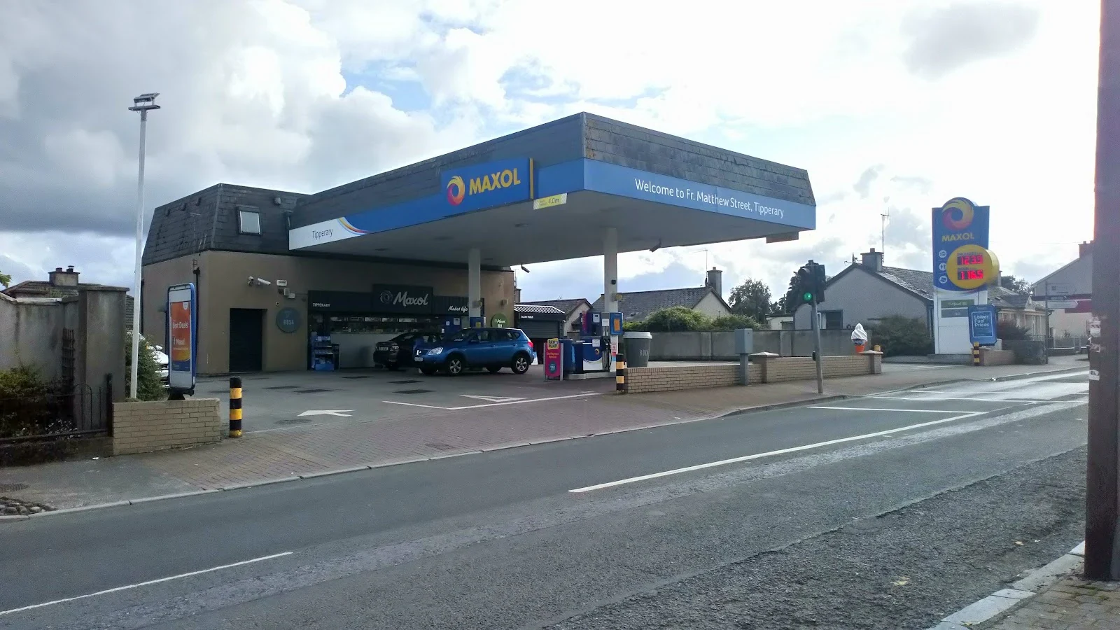 Maxol Service Station | Tipperary, car wash in Tipperary