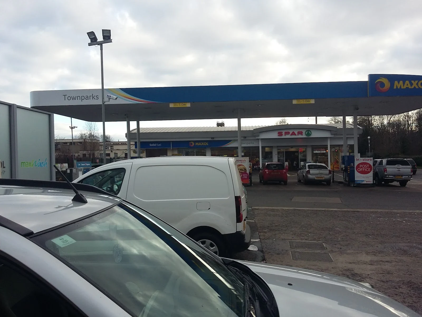 Maxol Service Station Townparks, car wash in Antrim