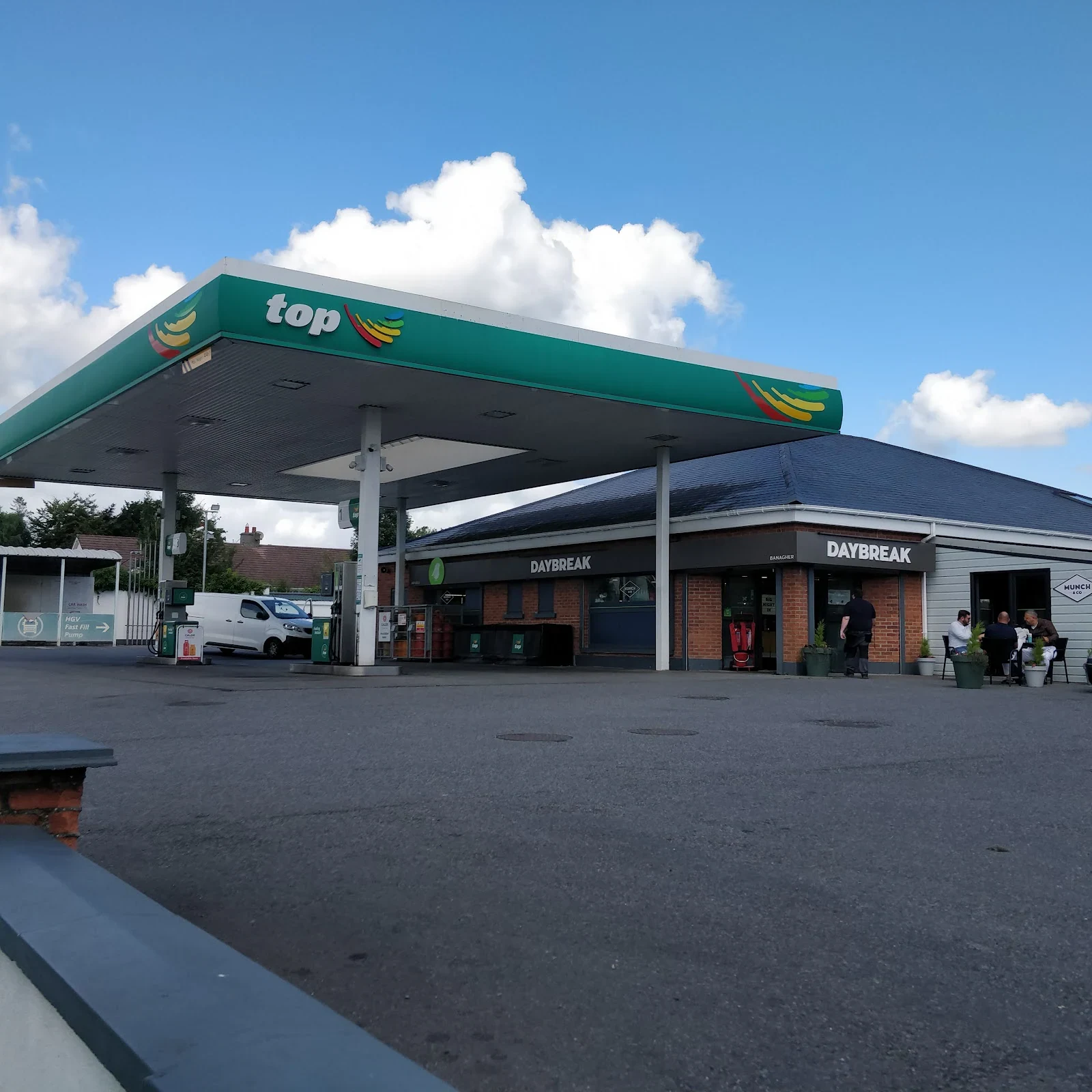 Top Oil Banagher Service Station, car wash in Banagher, Offaly